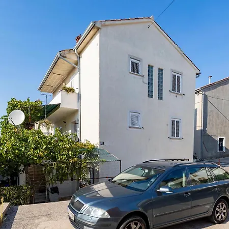 In With Wifi Apartment Punat