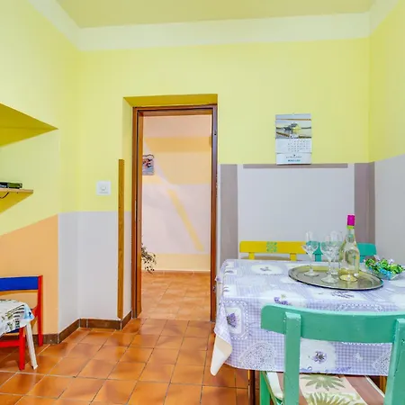In With Wifi Apartment Punat
